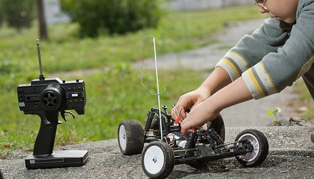 Pourquoi la voiture télécommandée est une activité ludique ?