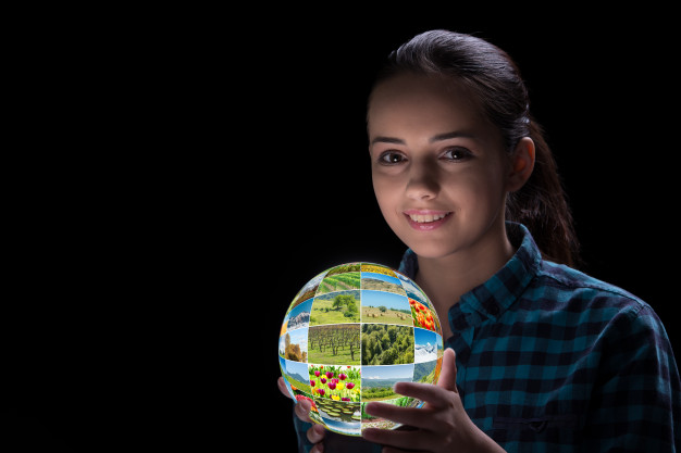 Comment créer une carte du monde personnalisée avec ses photos ?