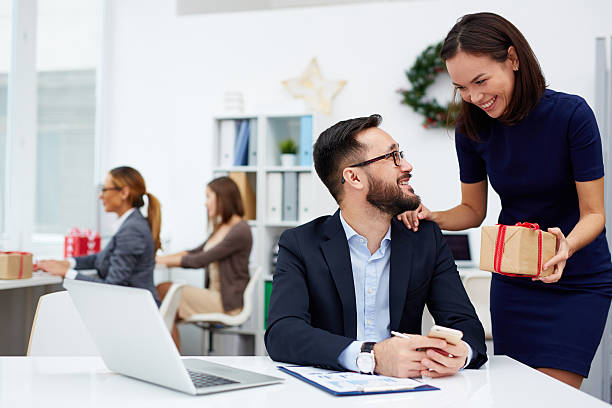 Quel cadeau offrir à une collègue de travail ? - gennpdc.fr